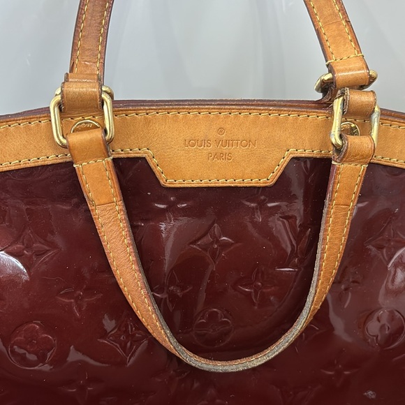 Louis Vuitton Monogram Vernis Brea MM Purse - Picture 2 of 14